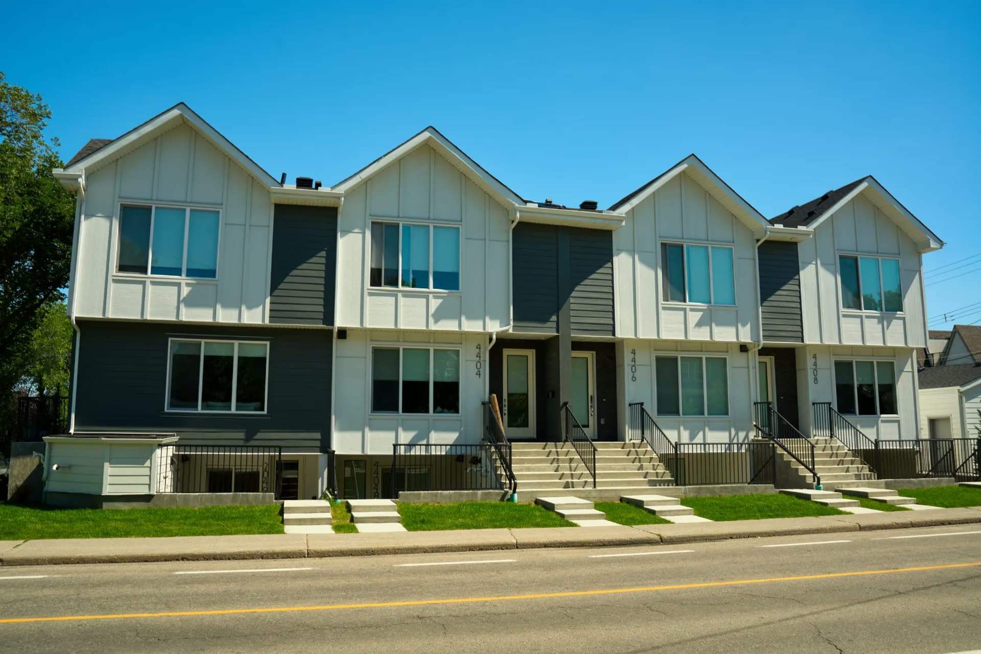 Altadore Avas exterior