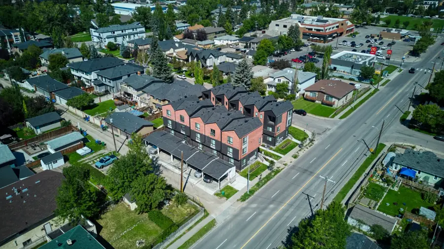 Mount Pleasant neighbourhood in Calgary